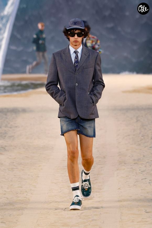 Défilé de mode Louis Vuitton Prêt à Porter Collection Homme Printemps/Été 2027 lors de la Fashion Week de Paris, à la Cité Internationale Universitaire de Paris, France, le 23 juin 2026. © Bestimage