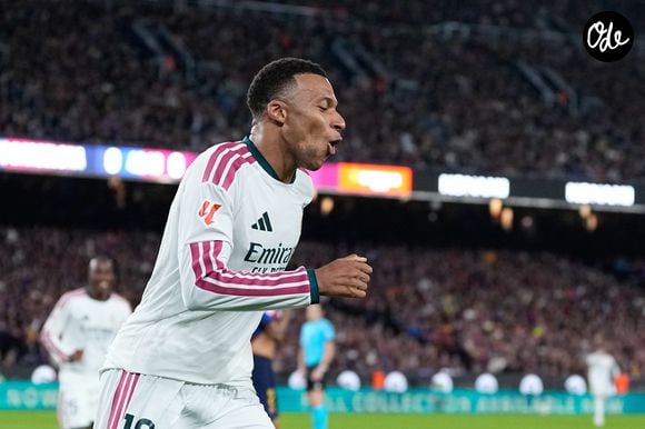 Kylian Mbappé lors du match de championnat d'Espagne (LaLiga EA Sports) opposant le FC Barcelone au Real Madrid CF au Spotify Camp Nou, le 25 octobre 2026, à Barcelone, en Espagne.
Crédit : Zuma Press/Bestimage