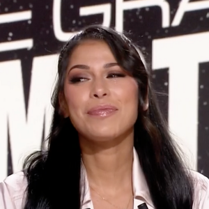 Ayem Nour sur le plateau de NRJ12 le 28 février 2025.