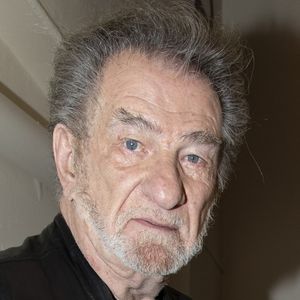 Eddy Mitchell donne enfin de ses nouvelles

Exclusif - Backstage - Eddy Mitchell - La Nuit de la Déprime revient aux Folies Bergère. © Pierre Perusseau / Bestimage