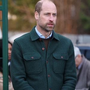 Il est le premier dans l'ordre de succession au trône britannique

Le prince William, prince de Galles rend visite aux jeunes de Tiber à Liverpool au Royaume-Uni le 23 janvier 2025. Crédit : Julien Burton / Bestimage