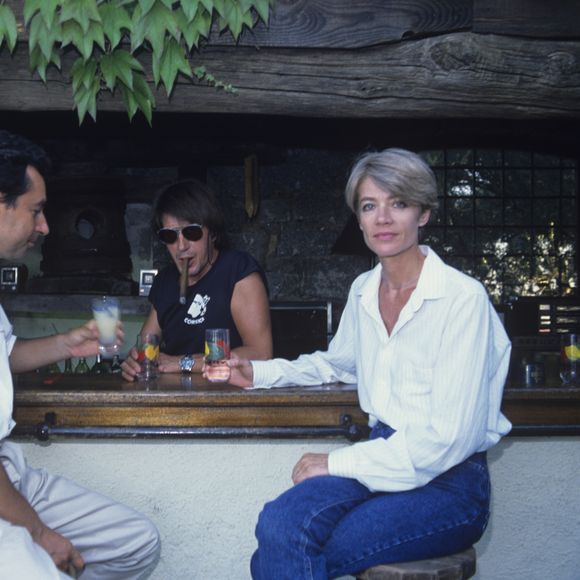 Evoquant alors essentiellement des agressions verbales

En France, en Corse, Michel Denisot chez Jacques DUTRONC et Françoise HARDY. Bruno Schneider via Bestimage