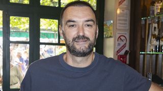 "Je me régale tous les week-end" : Dans sa maison à Saint-Tropez, Cyril Lignac garde toujours ces trois produits à portée de main