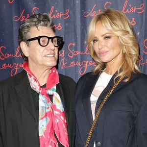 Exclusif - Marc Lavoine (co-producteur du spectacle) et sa compagne Adriana Karembeu lors de la générale du spectacle musical "Les Souliers Rouges" au Casino de Paris, le 24 janvier 2025.
© Guirec Coadic/Bestimage