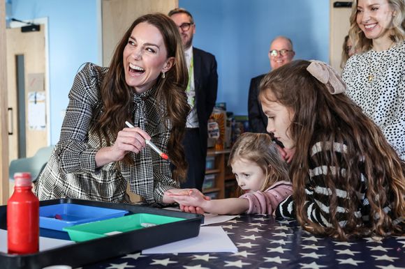 Catherine (Kate) Middleton, princesse de Galles visite Tŷ Hafan, un hospital pour enfants qui soutient les familles du Pays de Galles pour garantir que les enfants atteints de maladies réduisant l'espérance de vie vivent une vie épanouissante, à Sully, Cardiff, Royaume-Uni, le 30 janvier 2025.Julien Burton / Bestimage