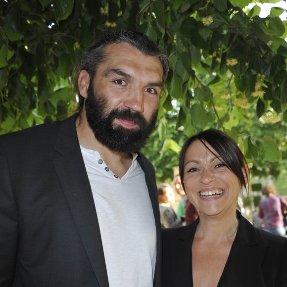 Sébastien Chabal et sa femme à "Jardins, Jardin" aux Tuileries le 31 mai 2012 ©AGENCE / BESTIMAGE