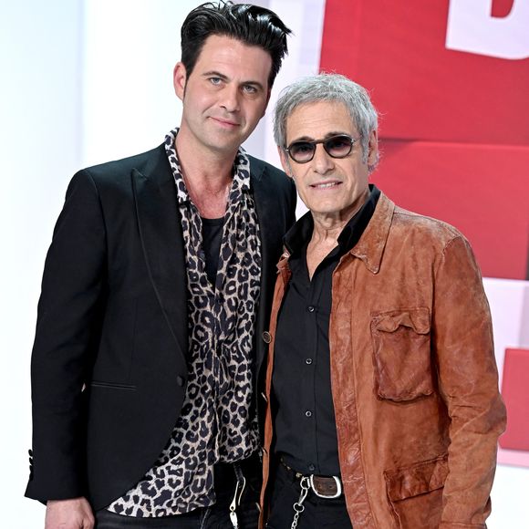 Exclusif - Gerard Lanvin et son fils Manu Lanvin - Enregistrement de l'émission Vivement dimanche au studio Gabriel, presentée par Michel Drucker le 15 mai 2022. © Guillaume Gaffiot Bestimage