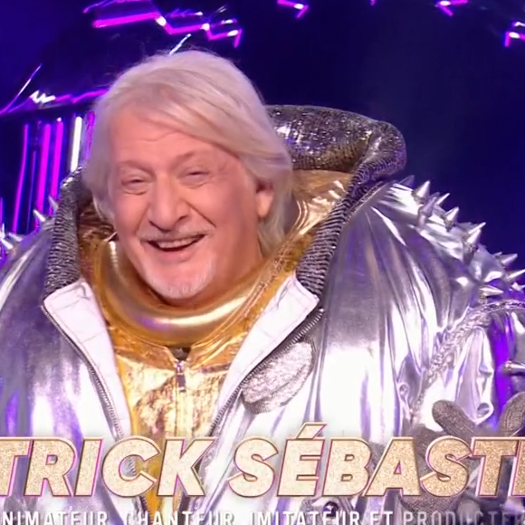 Le Rhinocéros a été éliminé de "Mask Singer 2025" lors du lancement de la septième saison. Patrick Sébastien se cachait sous le costume et aucun enquêteur ne l'avait trouvé. TF1, le 2 mai 2025.