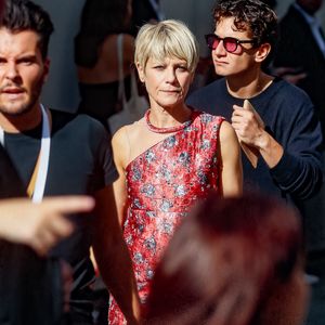 Marina Fois - Sorties du défilé de mode prêt-à-porter Louis Vuitton Printemps/été 2024 lors de la Fashion Week de Paris (PFW), dans le futur hôtel Louis Vuitton au 103, avenue des Champs-Élysées, à Paris, France, le 2 octobre 2023. © Christophe Clovis/Bestimage