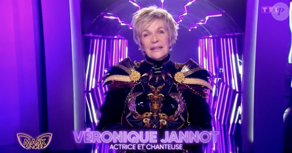 Véronique Jeannot était cachée dans le costume de la panthère dans l'émission "Mask Singer".