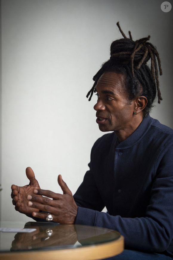 Fab Morvan, ex-membre du groupe Milli Vanilli, à l'hôtel Vincci à Madrid, à l'occasion de la sortie du documentaire "Girl you know it's true" à partir du 27 mars. Le 21 mars 2024. Europa Press / Bestimage