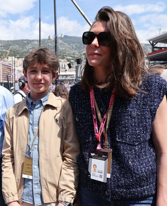 Charlotte Casiraghi et son fils Raphaël Elmaleh - Les célébrités et pilotes dans les stands la veille du Grand Prix de Formule 1 (F1) de Monaco le 24 mai 2025.
© Claudia Albuquerque / Bestimage