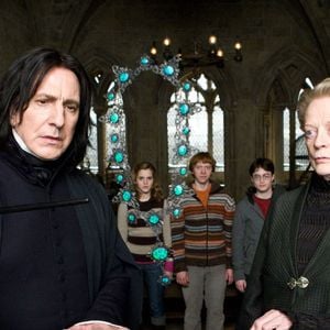 Alan Rickman, Emma Watson, Rupert Grint, Daniel Radcliffe et Maggie Smith dans Harry Potter et le prince de sang-mêlé
©ALPHA AGENCY / BESTIMAGE