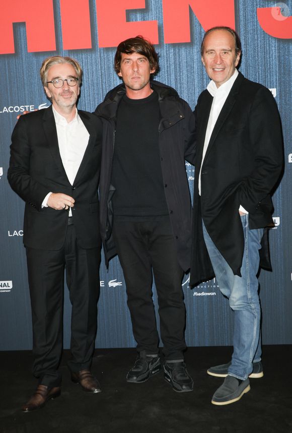 Pierre-Antoine Capton, Hugo Sélignac et Xavier Niel - Avant-première du film "Chien 51" au cinéma le Grand Rex à Paris le 13 octobre 2025. © Coadic Guirec/Bestimage