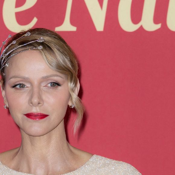 La princesse Charlène de Monaco - La famille princière de Monaco arrive au gala "Bonsoir Monte-Carlo - Grande revue - Josephine Baker" à l'opéra de Monte-Carlo à l'occasion de la fête nationale le 19 novembre 2025.

© Olivier Huitel / Pool Monaco / Bestimage