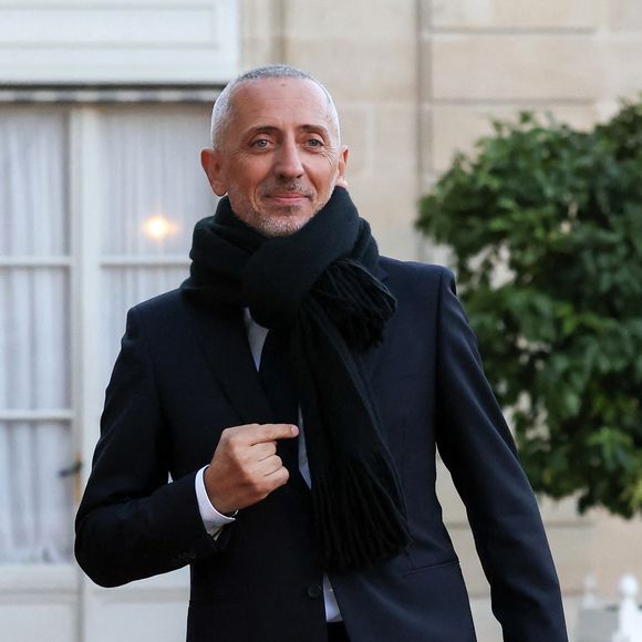 Il a décidé de racheter le célèbre cabaret Chez Michou à Paris

L'humoriste et acteur, Gad Elmaleh arrive au palais de l'Élysée pour un dîner offert aux chefs d’état et de gouvernement par le président de la république dans le cadre du XIXe Sommet de la Francophonie à Paris