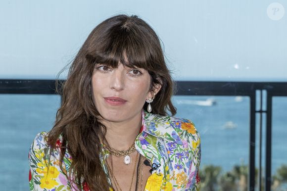 Et elle réfléchit également à des méthodes durables pour la production musicale et la fabrication de vinyles.

Lou Doillon au photocall de Talks Women in Motion par Kering à l'hôtel Majestic en marge du 74ème festival du film de Cannes. © Borde / Jacovides / Moreau / Bestimage