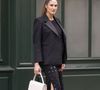 Élodie Clouvel (enceinte)  au défilé Akris "Collection Prêt-à-Porter Automne/Hiver 2025-2026" lors de la Fashion Week de Paris (PFW), le 9 mars 2025

© Pierre Perusseau / Tiziano da Silva / Bestimage
