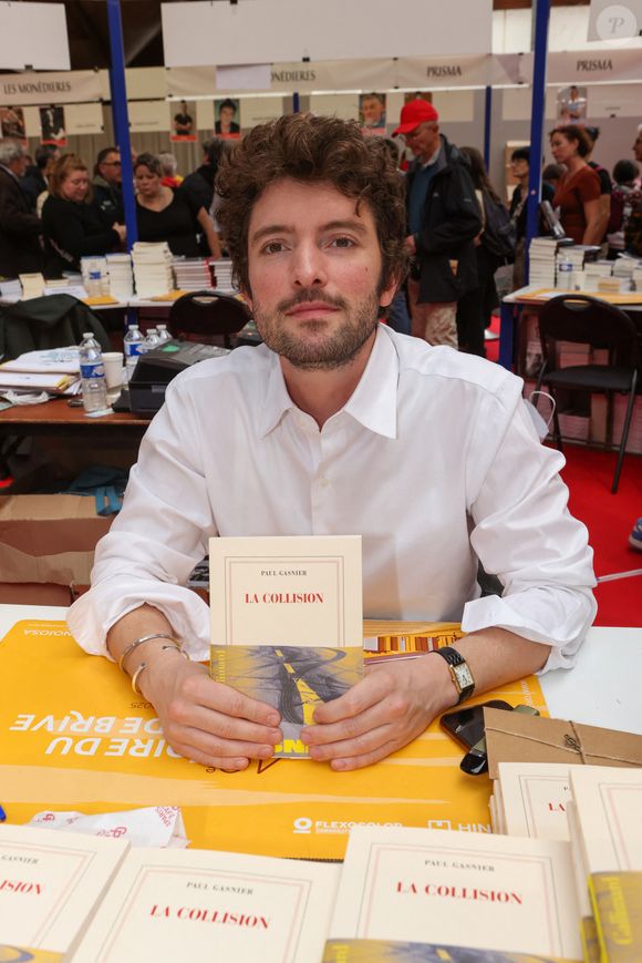 À savoir Paul Gasnier.

Paul Gasnier à la Hall Georges Brassens de Brive-la-Gaillarde pour la 43 ème Foire du Livre de Brive, le 8 novembre 2025. © Jean-Marc Lhomer/Bestimage
