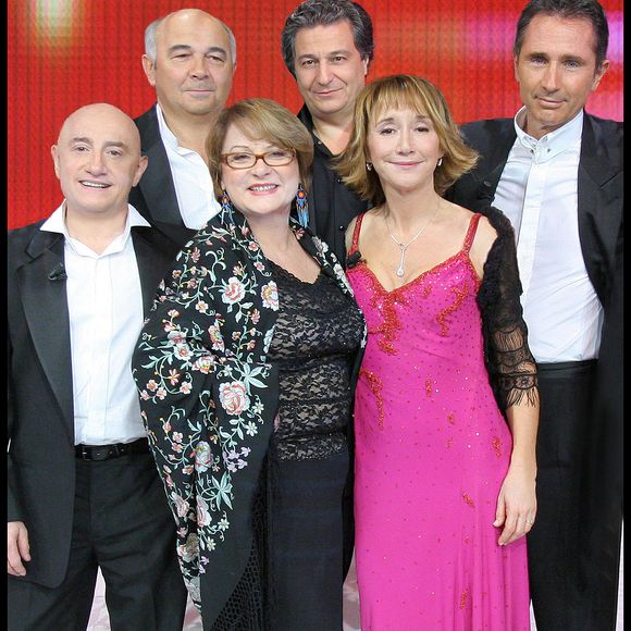 Archives - l'équipe du film 'Les bronzés 3: PATRICE LECONTE, MICHEL BLANC, JOSIANE BALASKO, MARIE ANNE CHAZEL, GERARD JUGNOT & CHRISTIAN CLAVIER . Enregistrement de l'émission 'Vivement Dimanche' consacrée à l'équipe des Bronzés 3. Guillaume Gaffiot/Bestimage