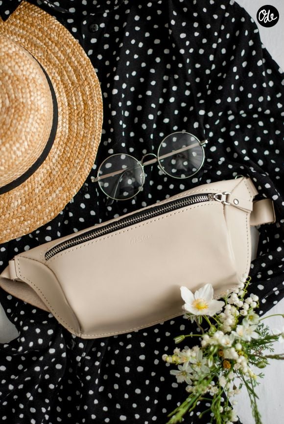 Selon Picard, les ventes ont été multipliées par quatre en moins d'une semaine.

La banane, accessoire mode pratique depuis des lustres.