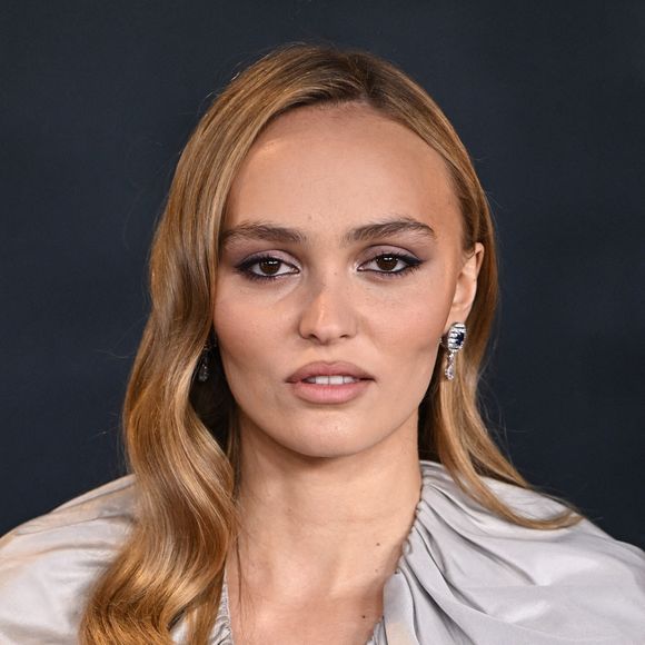 Lily Rose Depp arrivant à la première britannique de Nosferatu en 2024 à Londres, Odeon Luxe, Leicester Square. Crédit : PA Photos/ABACA
