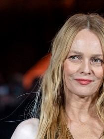 Vanessa Paradis : la maison de son enfance, un grand domaine situé près de Paris, vendue aux enchères pour un prix dérisoire