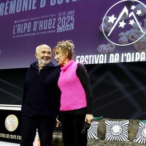 Gérard Jugnot, Marie-Anne Chazel durant l'hommage à Michel Blanc lors de la cérémonie d'ouverture de la 28ème édition du festival International du Film de Comédie à l'Alpe d'Huez le 13 janvier 2025.

© Dominique Jacovides / Bestimage