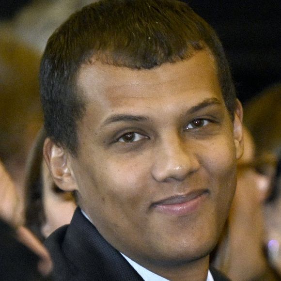 Stromae a été décoré par le roi Philippe de Belgique en tant que Commandeur de l'Ordre de la Couronne à Bruxelles en Belgique le 21 novembre 2024.