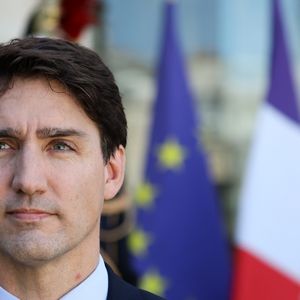 Le président de la république, Emmanuel Macron reçoit Justin Trudeau, Premier ministre du Canada, pour un déjeuner de travail au palais de l'Elysée, Paris, France, le 16 mai 2019. © Stéphane Lemouton / Bestimage
