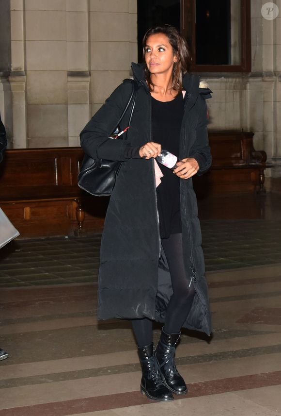 Exclusif - Karine Le Marchand sortant de son procès contre Lilian Thuram devant la 17ème chambre du Tribunal Correctionnel du Palais de Justice de Paris, le 18 décembre 2015. (Agence / Bestimage).