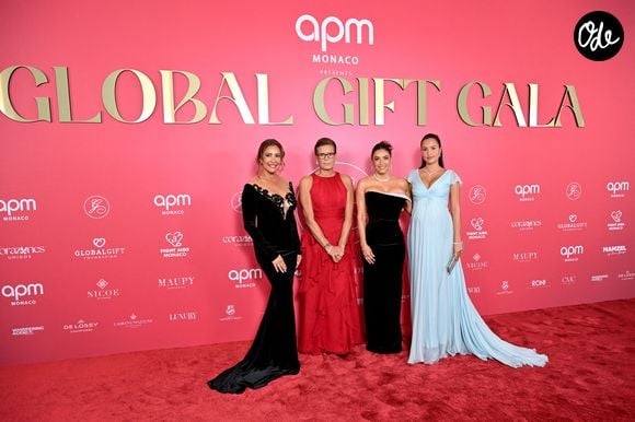Maria Bravo, la princesse Stéphanie de Monaco, Eva Longoria et Alexandra Leclerc (enceinte) lors de la seconde édition du Global Gift Gala à l'hôtel de Paris à Monaco, le 9 octobre 2026. Cette année, les bénéfices de cette soirée caritative iront à 3 associations, Fight Aids Monaco, Corazones Unidos et Global Gift Foundation. © Bruno Bebert / Bestimage