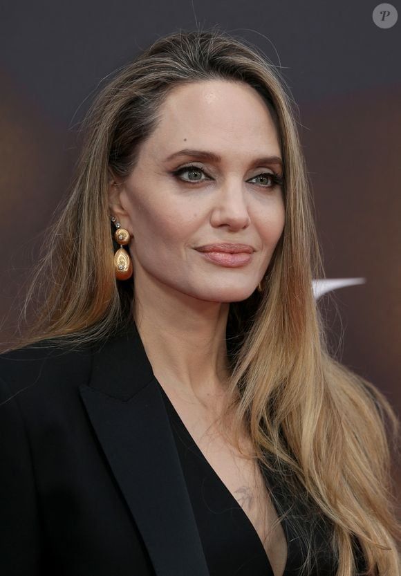 Angelina Jolie à al première de ''Maria'' au Headline Gala pour la 68e édition du BFI London Film Festival à The Royal Festival Hall, le 18 octobre 2024 à Londres © Fred Duval/SOPA Images via ZUMA Press Wire/Bestimage