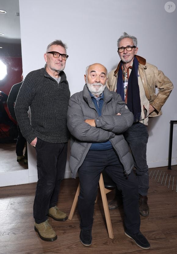 Exclusif - Close-up avec Bruno Moynot, Gérard Jugnot et Thierry Lhermitte en backstage de la projection du film "Le Père Noël est une ordure" au cinéma Mac Mahon à Paris, à l'occasion de la sortie du livre "Le Splendid par Le Splendid". Paris, le 15 décembre 2024.
© Denis Guignebourg/Bestimage