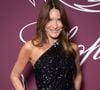 Cinq ans après son diagnostic, l’ancienne première dame raconte les effets secondaires de l’hormonothérapie et le regard nouveau qu’elle porte sur ce traitement. 

Carla Bruni-Sarkozy - Photocall de la soirée « Chopard Miracle Gala Evening » lors du 79ème Festival International du Film de Cannes. Le 18 mai 2026
© Olivier Borde / Bestimage
