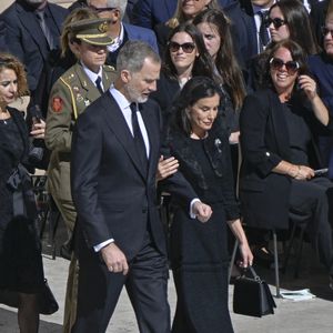 Les dirigeants et les têtes couronnées, venus du monde entier, assistent aux funérailles du pape François sur la place Saint-Pierre au Vatican à Rome le 26 avril 2025 Europa Press / Bestimage