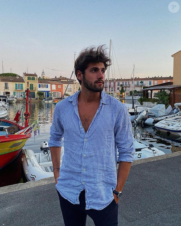 Son fils aîné, Arthur, âgé de 25 ans, lui ressemble énormément.

Arthur Guérineau sur Instagram.