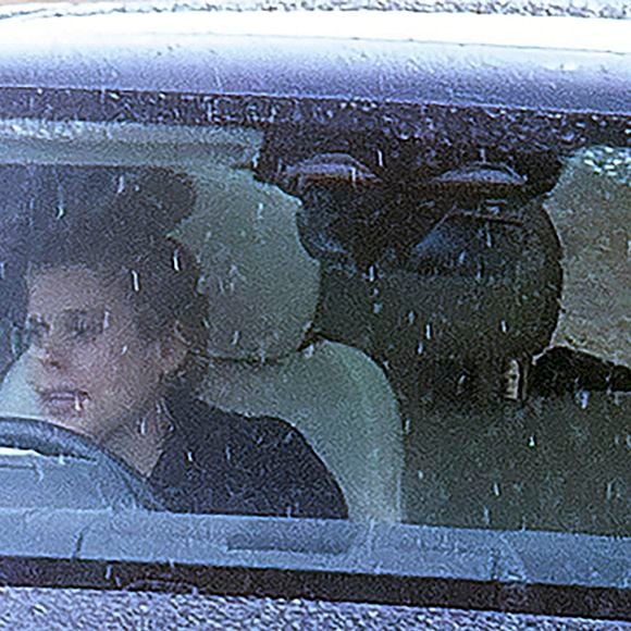 La princesse Beatrice d'York arrive à Windsor pour rendre visite à son père, le prince Andrew, qui a récemment renoncé à ses titres royaux, le 20 octobre 2025. Photo par GOFF  / BESTIMAGE