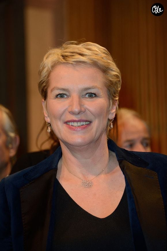 Elise Lucet lors de la 19e cérémonie des Lauriers de la Radio et de la Télévision, qui s'est tenue à l'Hôtel de Ville de Paris, en France, le 17 février 2014. Photo de Nicolas Briquet/ABACAPRESS.COM