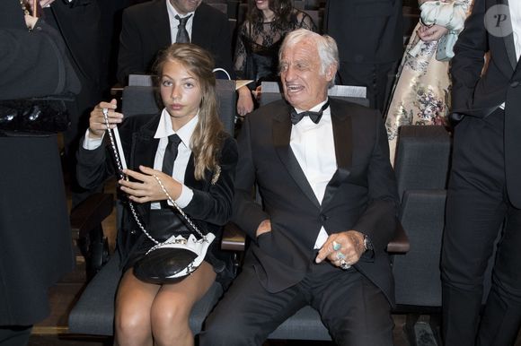 Stella Belmondo et son père Jean-Paul Belmondo à la 42ème cérémonie des César à la salle Pleyel à Paris, le 24 février 2017. 

Photo : Olivier Borde / Dominique Jacovides / Bestimage