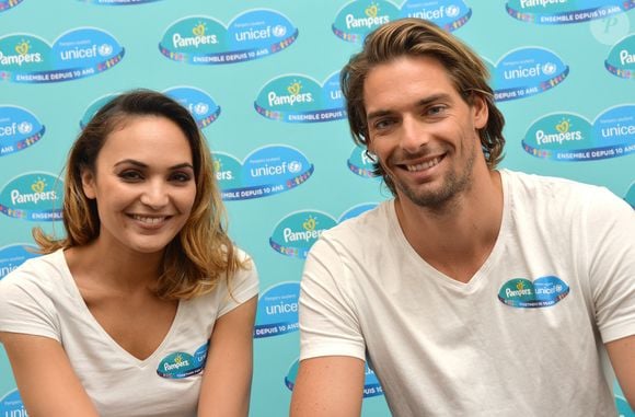 L’occasion de voir que les deux enfants partagent les mêmes magnifiques yeux verts

Camille Lacourt et sa femme Valérie Bègue sont les parrain et marraine du 10ème anniversaire du partenariat entre Pampers et l'Unicef pour le vaccin des enfants contre le tétanos. Paris, le 13 novembre 2015