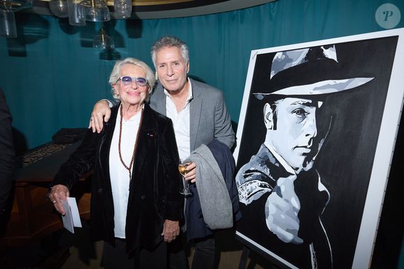Exclusif - Véronique de Villèle, Laurent Olmedo lors du cocktail après-spectacle lors de la soirée Ciné-concert symphonique "Alain Delon, le dernier Samouraï" au Palais des congrès à Paris le jour de son anniversaire le 8 novembre 2024.

© Jacovides / Moreau / Bestimage