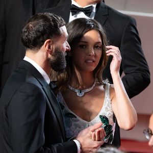 Karim Benzema et sa compagne Lyna Khoudri à la descente des marches du film « 13 jours 13 nuits » lors du 78ème Festival International du Film de Cannes. Le 23 mai 2025
© Olivier Borde/ Bestimage