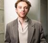 Le nom de son remplaçant a été dévoilé.

Benjamin Voisin - Meilleur acteur (L'Étranger) lors de la cérémonie des Lumières à l'Institut du monde arabe à Paris le 18 janvier 2026.

© Sarkissian / Perusseau / Bestimage