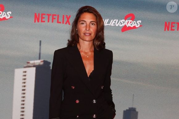 Le jour de son mariage, elle portait des baskets, un choix assumé et symbolique pour elle.

Alessandra Sublet - Avant-première du film "Banlieusards 2", qui sera diffusé sur Netflix à partir du 27 septembre 2023, au cinéma Publicis à Paris. Le 14 septembre 2023.
© Christophe Clovis / Bestimage