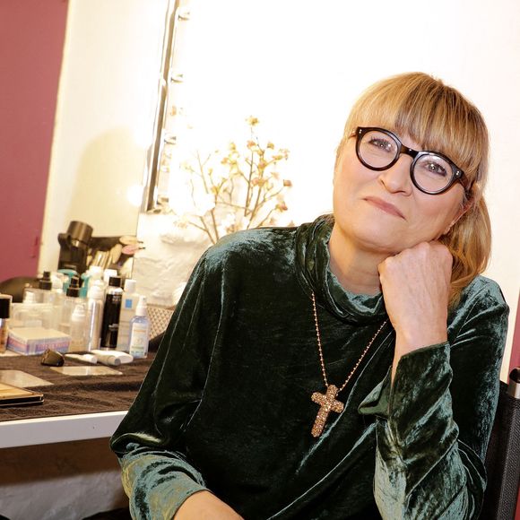 mais depuis qu'elle a retrouvé l'île de beauté, elle est toujours très occupée. Notamment avec un petit commerce qu'elle a lancé.

Exclusif - Portrait de Christine Bravo à Paris, le 16 janvier 2023.
© Cédric Perrin/Bestimage