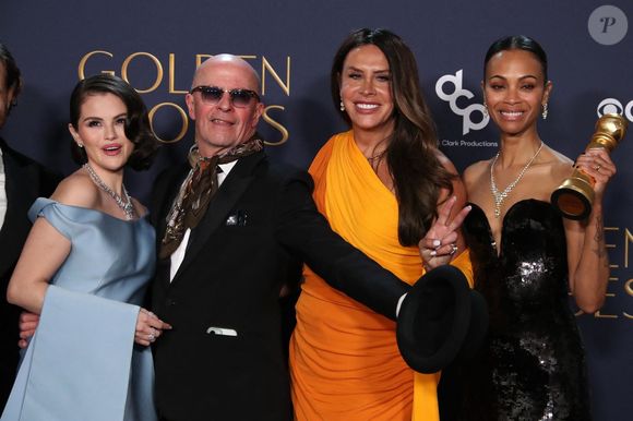 La chanteuse Selena Gomez, Jacques Audiard, l'actrice Karla Sofia Gascon et l'actrice Zoe Saldana sacrés pour "Emilia Perez . « Emilia Pérez » de Jacques Audiard qui a remporté le prix du meilleur film Beverly Hills, CA. Backgrid USA / Bestimage
