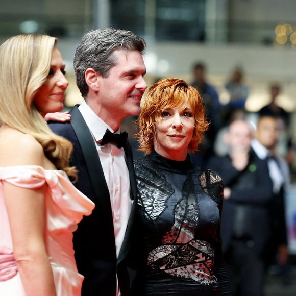 Cécile de France, Yann Gozlan, Mylène Farmer - Montée des marches du film « Dalloway » lors du 78ème Festival International du Film de Cannes, au Palais des Festivals à Cannes. Le 15 mai 2025
© Jacovides-Moreau / Bestimage