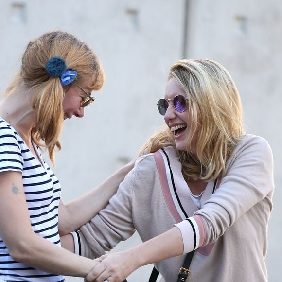 Julie Depardieu, Ludivine Sagnier - Traditionnel remake du célèbre film de Louis Lumière de 1895 "La Sortie de l'usine Lumière à Lyon" à l'occasion du 8ème Festival Lumière à Lyon. Le 15 octobre 2016. © Dominique Jacovides / Bestimage