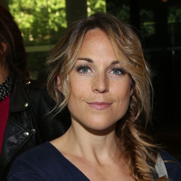 Exclusif - Aurélie Vaneck arrive à l'enregistrement TV de 'Vivement Dimanche' au Studio Gabriel à Paris. Le 9 avril 2014. Denis Guignebourg / Bestimage